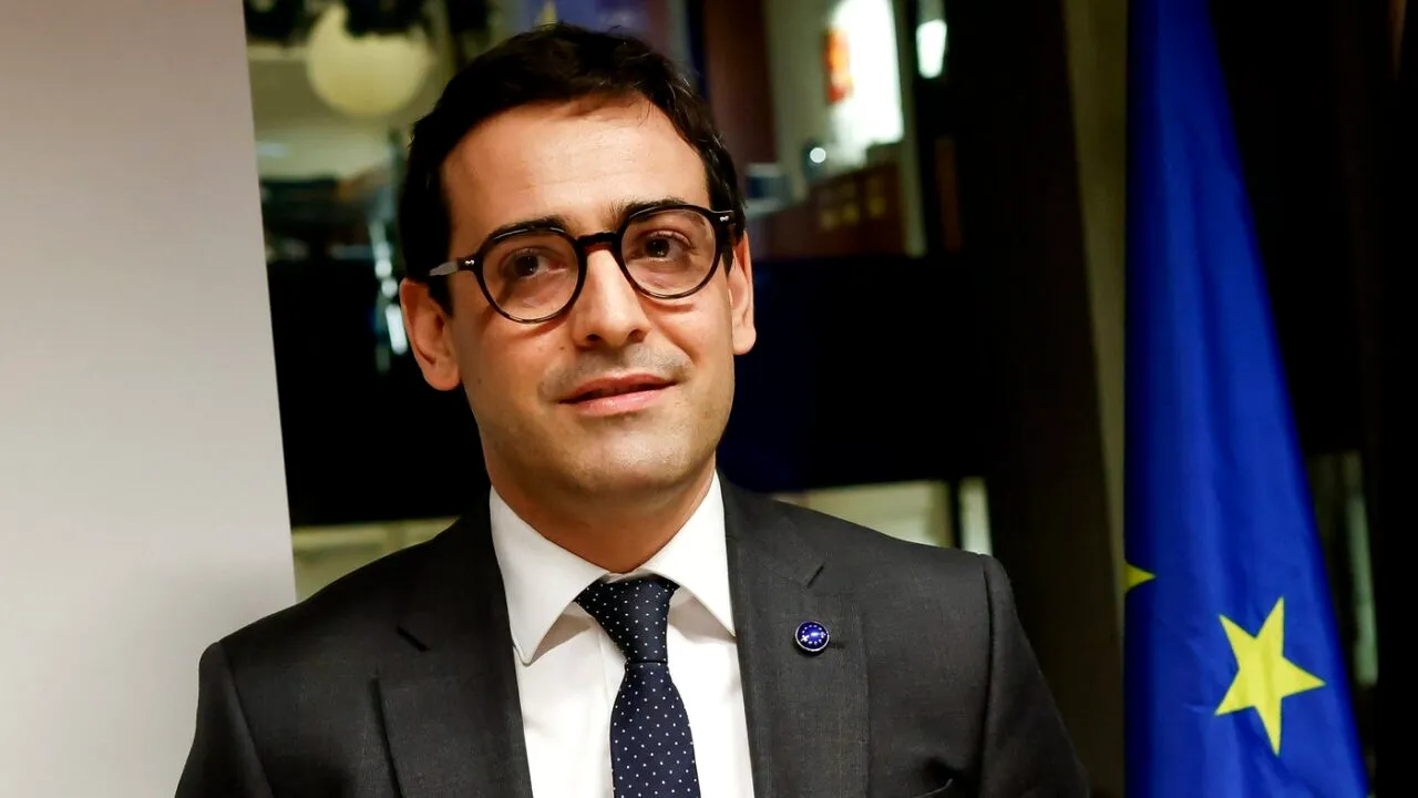 Uniunea Europeană oferă Ucrainei PROPRIA variantă a unui acord privind 