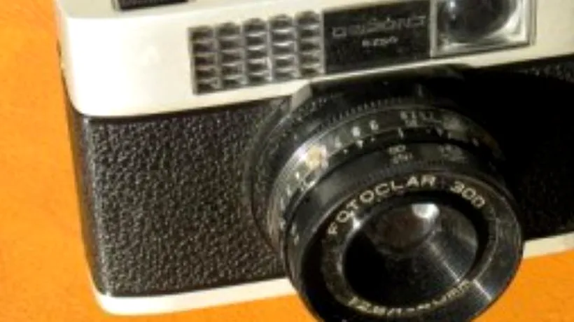 Cum arătau primele aparate de fotografiat românești