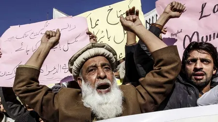 Manifestațiile împotriva revistei de caricaturi Charlie Hebdo continuă în Pakistan