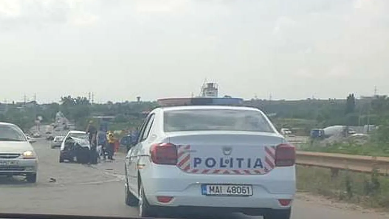 GALERIE FOTO. Un bărbat a murit în urma unui accident produs în Ilfov