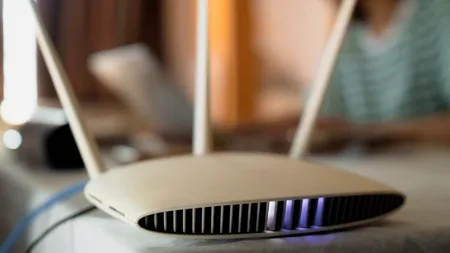 Un raport al Comisiei din congresul SUA avertizează că routerele fabricate în China prezintă risc de SPIONAJ. Măsurile propuse