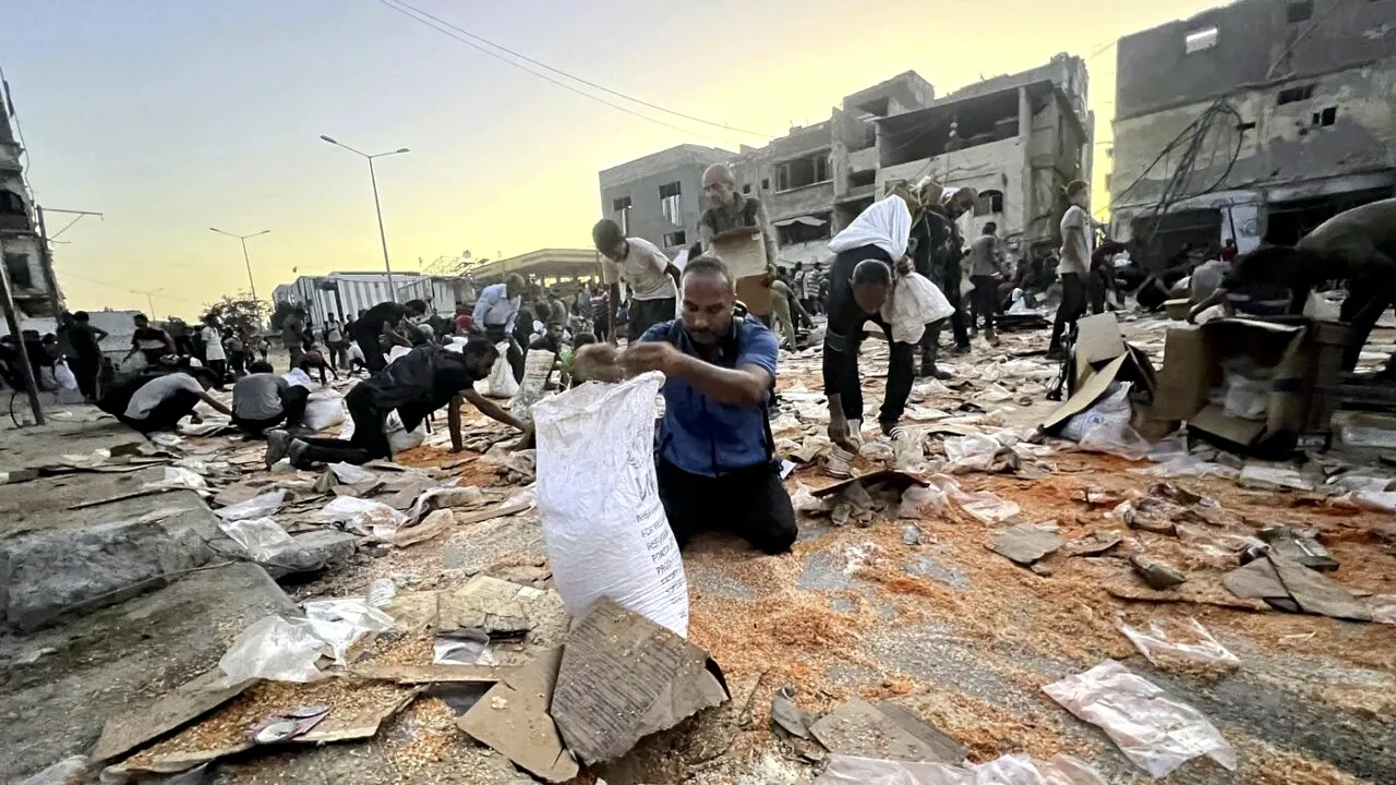 Agenție ONU: Cel puțin o mie de persoane au murit în Gaza în timp ce încercau să obțină ajutor umanitar