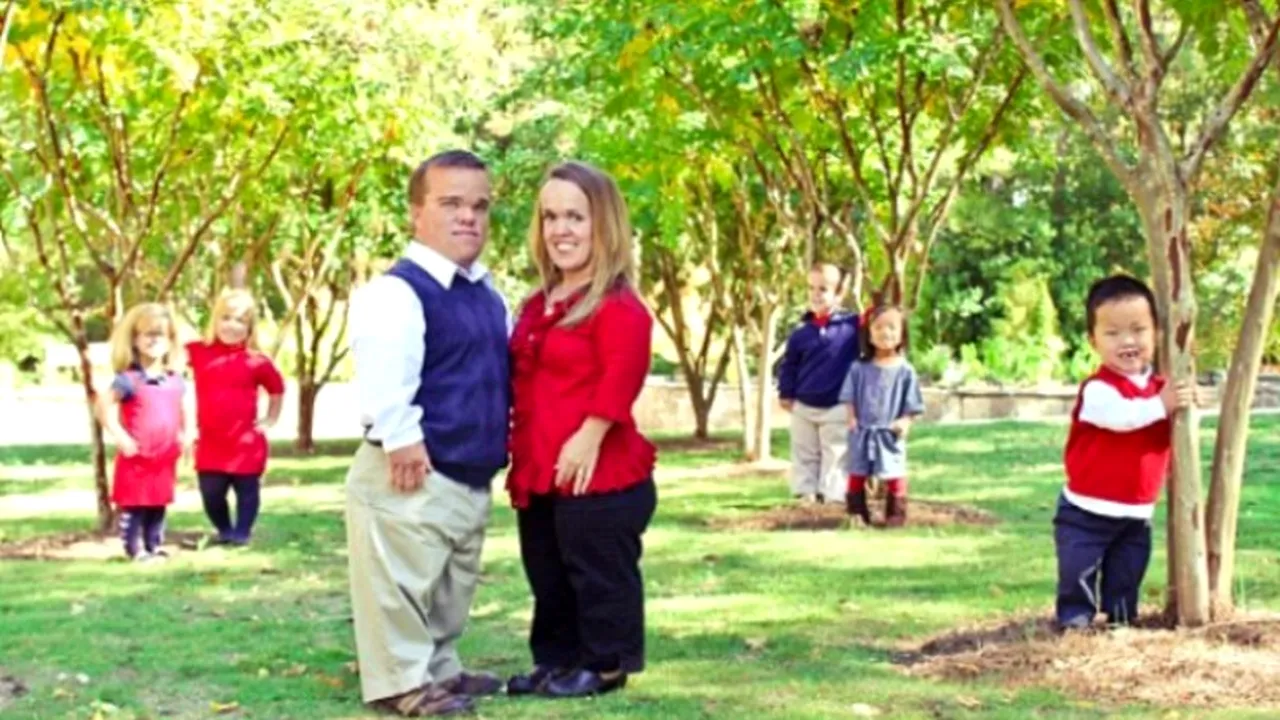 Cei șapte pitici din lumea reală. Cum trăiește familia în care toți membrii suferă de nanism