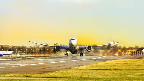 „LISTA NEAGRĂ”.  Agenţia Uniunii Europene pentru Siguranţă a Aviaţie a întocmit o listă cu cele mai periculoase aeroporturi în contextul pandemiei