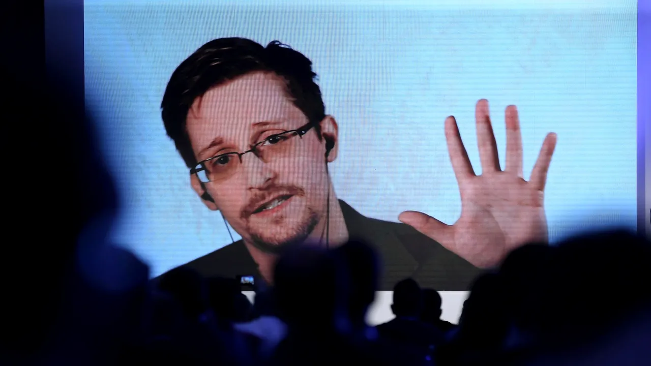 Snowden: „Toată lumea voia sa dispar