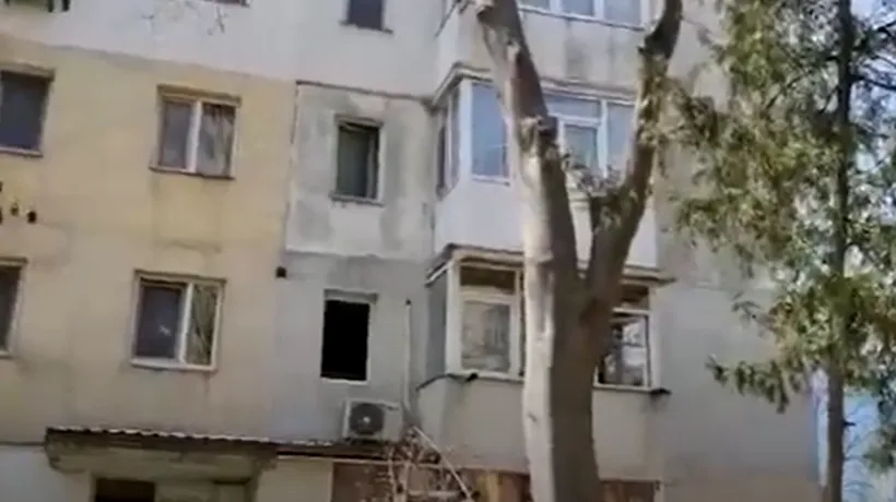 Explozie urmată de incendiu, într-un apartament din Constanţa. Două persoane au avut nevoie de îngrijiri medicale