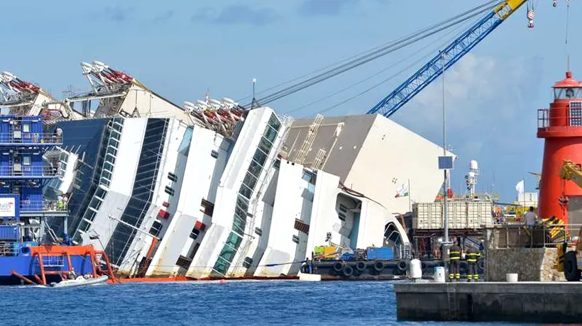Pachebotul Costa Concordia începe să fie repus pe linia de plutire