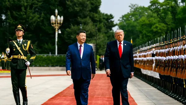 China amenință cu represalii dacă SUA intervine în comerțul cu Iranul