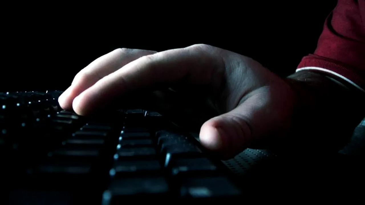 Aproape 200 de cetățeni și firme, trimiși în judecată pentru infracțiuni informatice în 2015