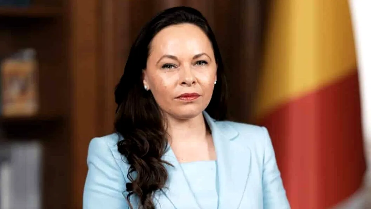 Cristina Dumitrescu, senator AUR - „Apel către MAE: nu lăsați educația în limba română să moară în comunitățile de români din Ucraina!”