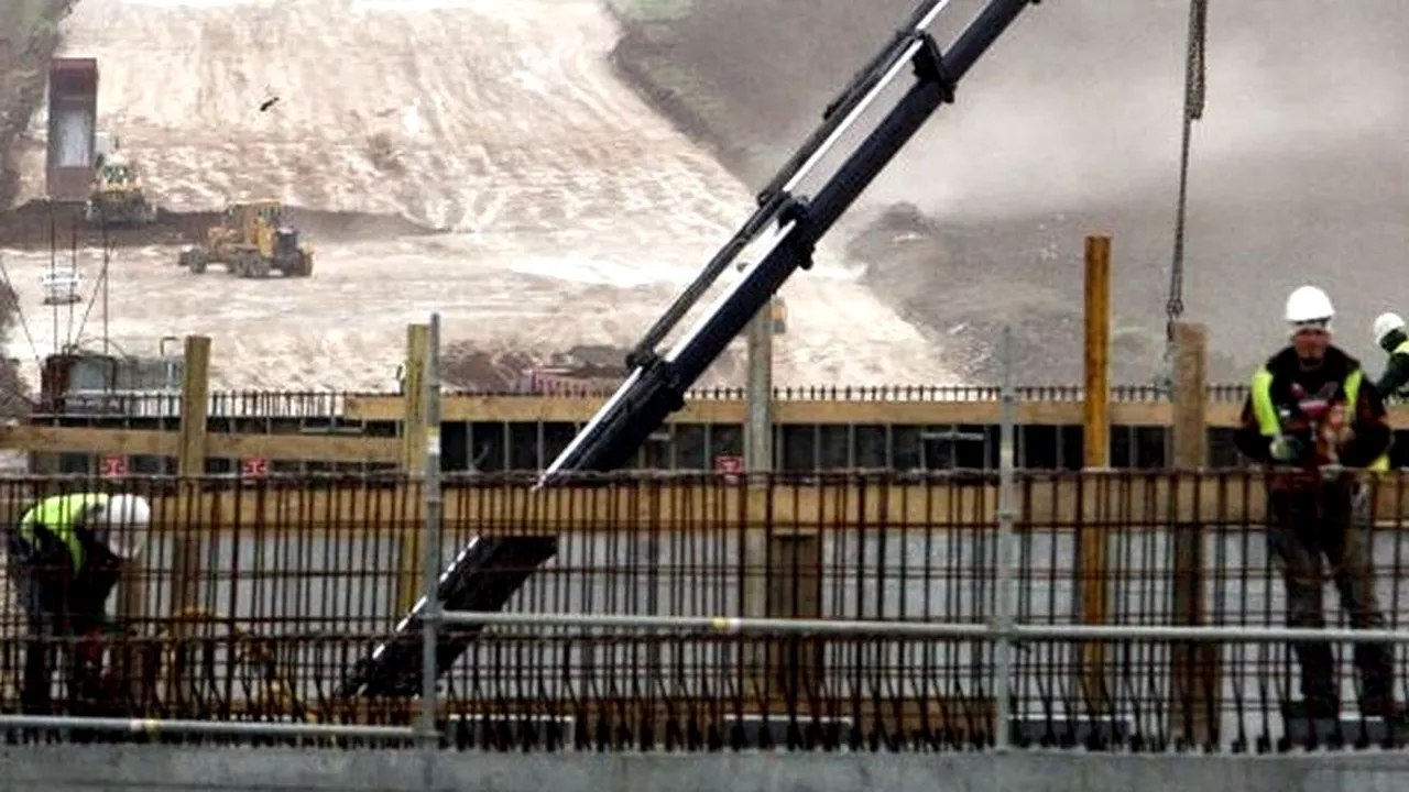 LICITAȚIE CU STRIGĂTURI pentru Comarnic-Brașov. Ofertanți pentru autostradă - un consorțiu care a renunțat la tronson în 2010 și o firmă de pe lista neagră a Băncii Mondiale