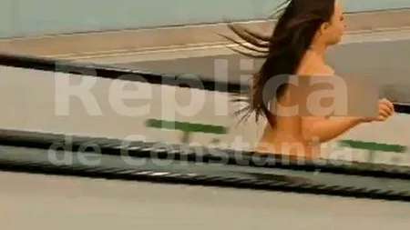 Tânâră surprinsă alergând complet DEZBRĂCATĂ într-un mall din Constanța. Cum au reacționat paznicii când au văzut-o