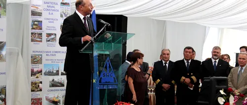 Translatorul discursului lui Traian Băsescu de la Șantierul Naval Constanța, întrerupt de președinte. SURPRIZA de la final