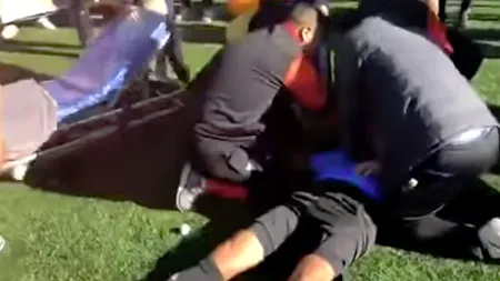 Tragedie în fotbal: Un arbitru a murit chiar pe teren, în timpul meciului - VIDEO