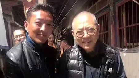 Din păcate, nu se pregătește pentru un nou rol. Unul dintre cei mai cunoscuți actori, de nerecunoscut. Copiii l-au strigat „tataie