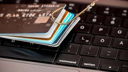 RISC de executare silită sau faliment, pentru românii care folosesc tot mai des carduri de cumpărături. Explicațiile specialiștilor