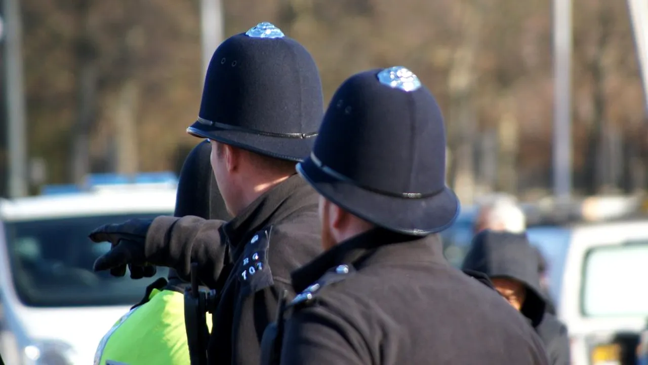 UK. Confruntări cu poliția: Nouăsprezece protestatari au fost arestați. Printre ei, și fratele lui Jeremy Corbyn
