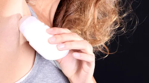 Ce se întâmplă de fiecare dată după ce ai folosit antiperspirant? Descoperire neașteptată făcută de oamenii de știință