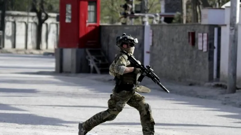 Atac sinucigaș la o secție de poliție din apropierea clădirii Parlamentului în Kabul