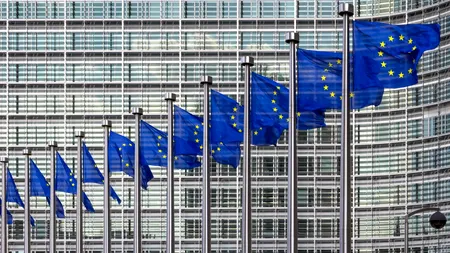 Comisia Europeană: Companiile ale căror contracte pentru gaze cu Rusia prevăd plata în euro sau dolari nu ar trebui să se conformeze și să plătească în ruble