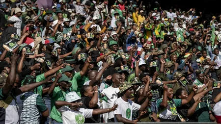 Nou bilanț după meciul de fotbal disputat în Guineea. Busculada din tribune s-a soldat cu 135 de VICTIME