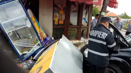 Accident grav în Târgu-Jiu. Un pieton a fost rănit după ce un șofer a pierdut controlul mașinii