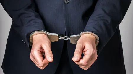 Un bărbat din Teleorman a fost ARESTAT, fiind acuzat că ar fi plătit o minoră de 13 ani pentru a întreţine relații sexuale cu ea