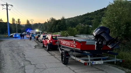 Tragedie în Prahova. Un bărbat a murit după ce a fost luat de ape în timp ce încerca să traverseze un râu cu căruța