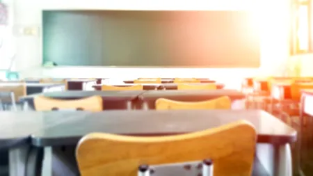 Redeschiderea şcolilor | Medic: Mai aveţi câteva ore să vă gândiţi şi organizaţi!