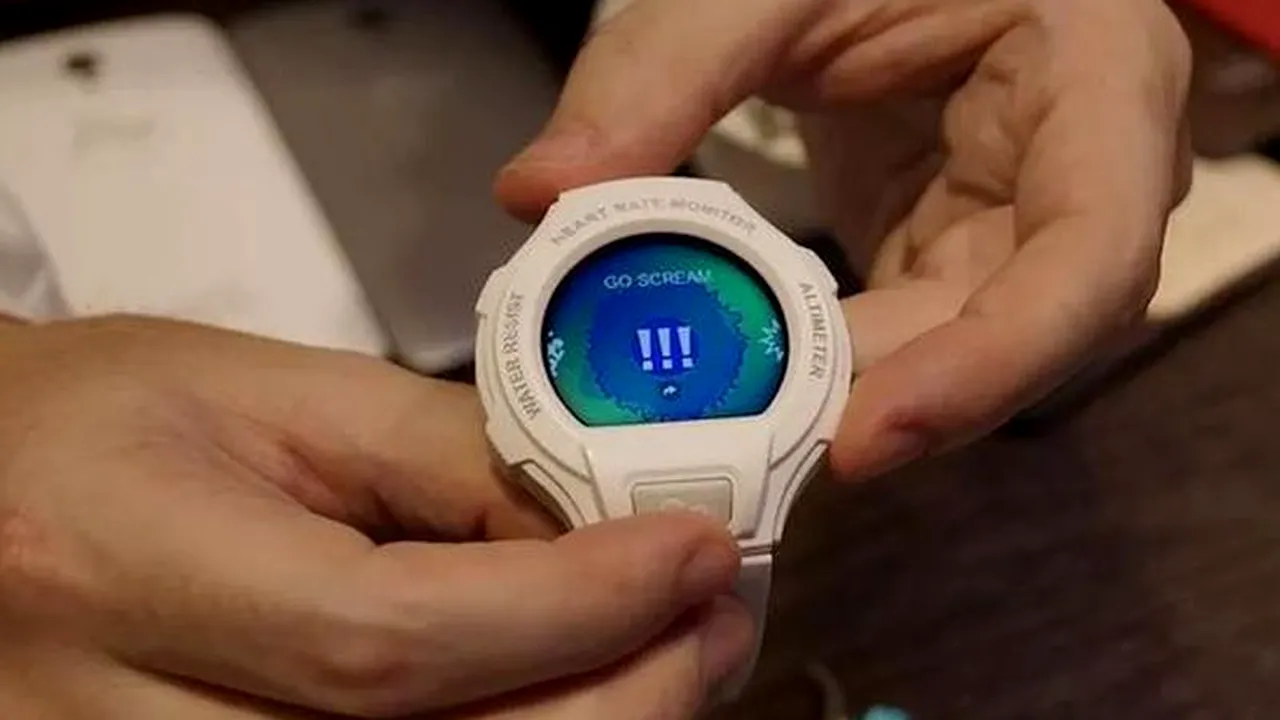 IFA 2015. Ideea de smartwatch a Alcatel este o clonă nereușită de Casio G-Shock