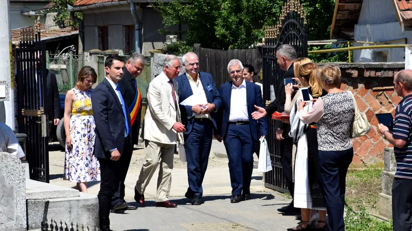 Prima oprire a Prințului Charles, în România, după ce a anunțat că vrea să  restaureze bisericile medievale abandonate din țară. VIDEO 