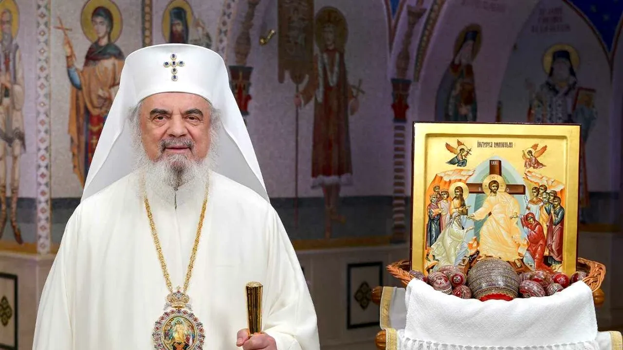 VIDEO | Patriarhul Daniel, mesaj de Paște: Să ne rugăm pentru încetarea războiului în Ucraina şi să ajutăm pe refugiaţii ucraineni
