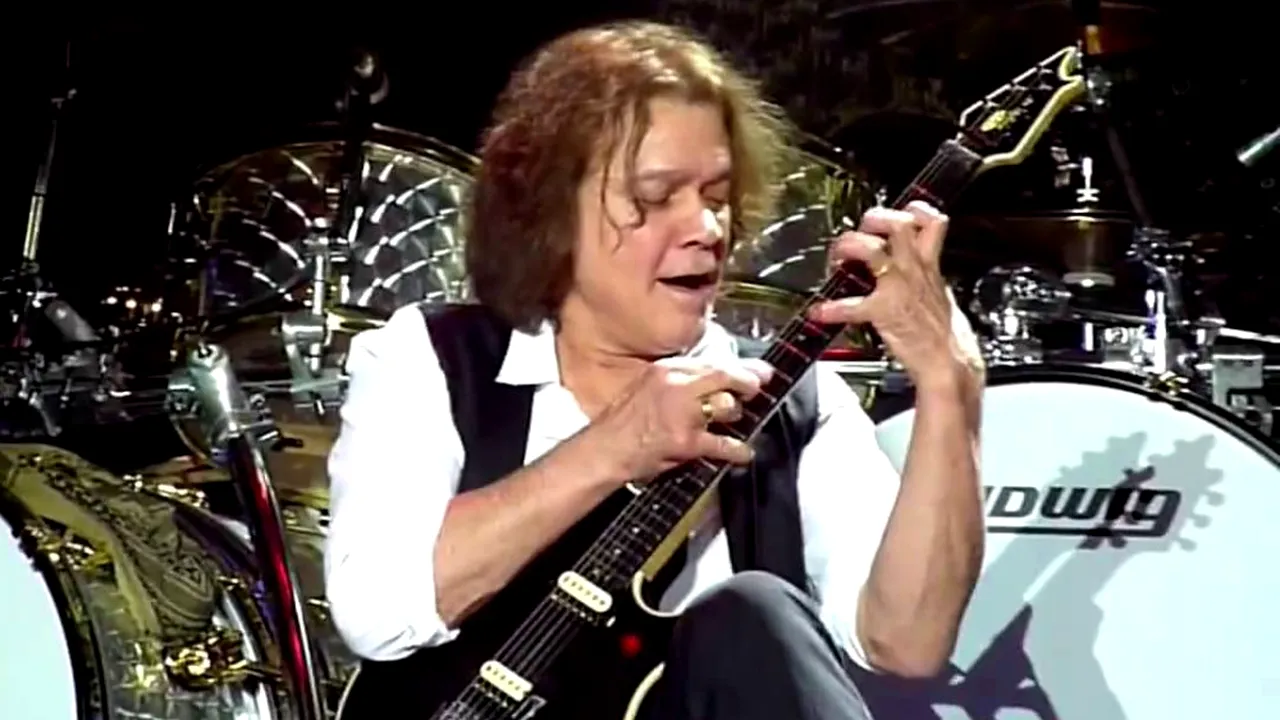 Eddie Van Halen explică de ce penele de chitară i-au provocat cancer la limbă