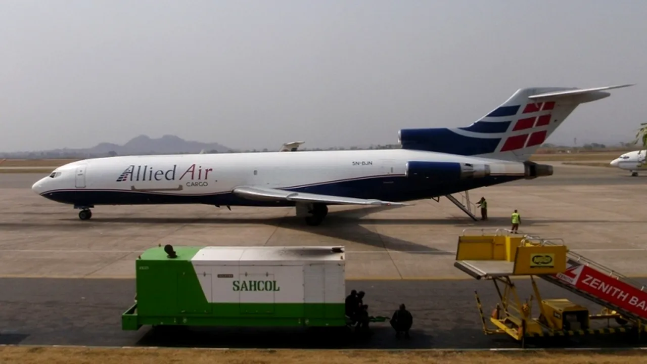 Cel puțin 10 morți în urma prăbușirii unui avion cargo în apropiere de aeroportul Accra din Ghana