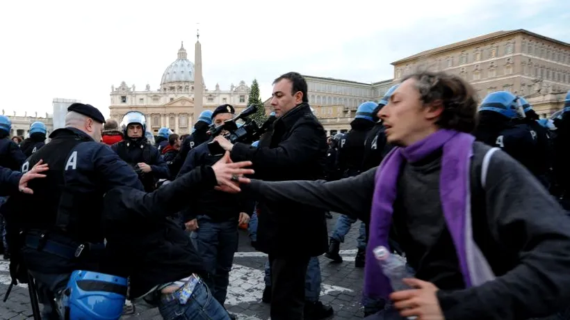 Un român a încercat să organizeze un protest extrem în timpul slujbei oficiate de Crăciun la Vatican