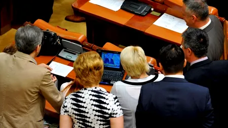 Cum arată FACTURA LA ÎNTREȚINERE a Casei Poporului. Ca să facă o mică economie, șeful deputaților demarează „campania de paperless