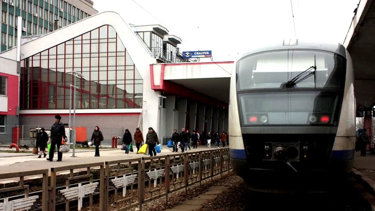 Doi contabili și doi directori de la Electrificare CFR Craiova, deferiți justiției de DNA