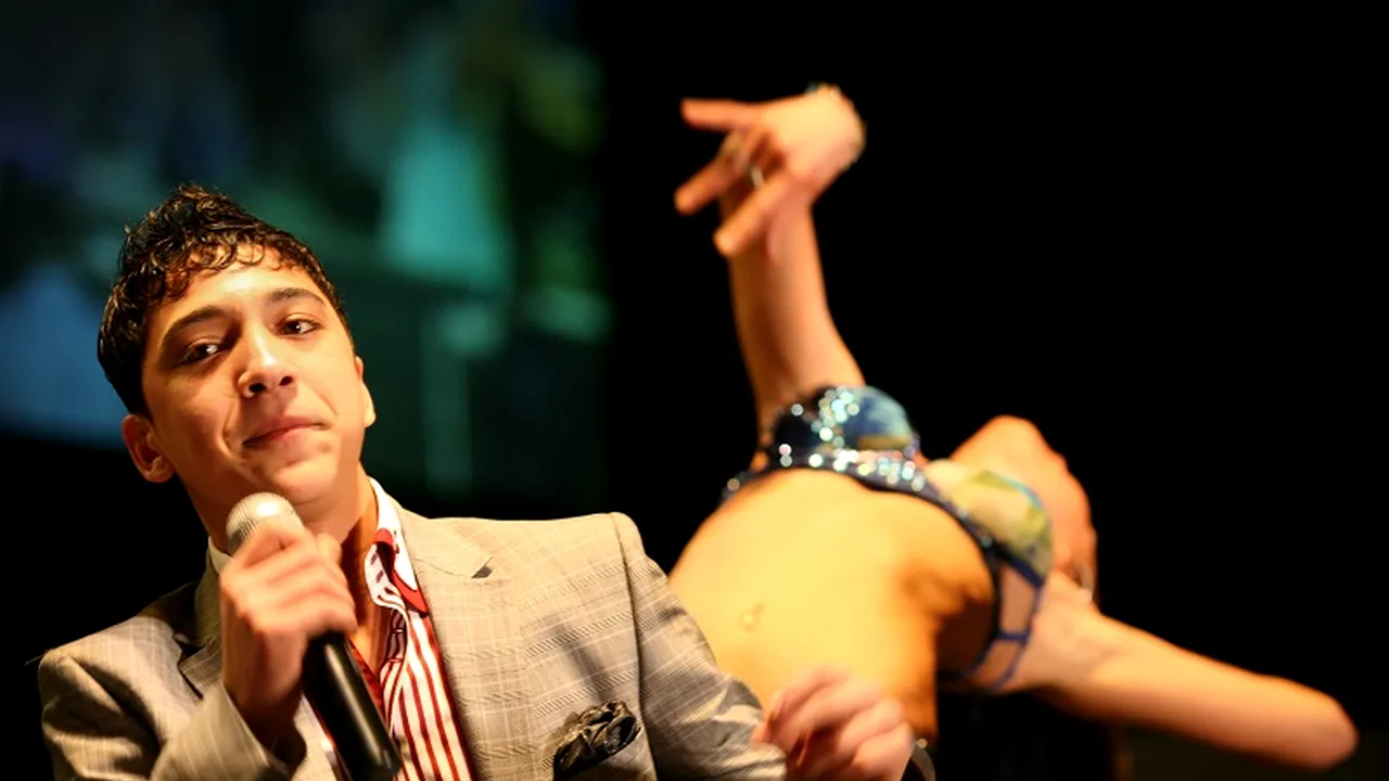 De ce ascultă unii românii MANELE. „Dacă afli cât câștigă un manelist la o nuntă...