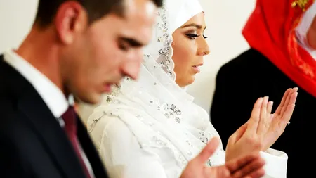 Tradiția musulmană care a șocat întreaga lume: Ce fac soții în dormitor în noaptea nunții