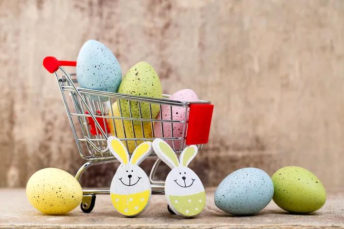 Programul supermarketurilor de Paște 2026. Ce magazine sunt deschise duminică, 12 aprilie 2026