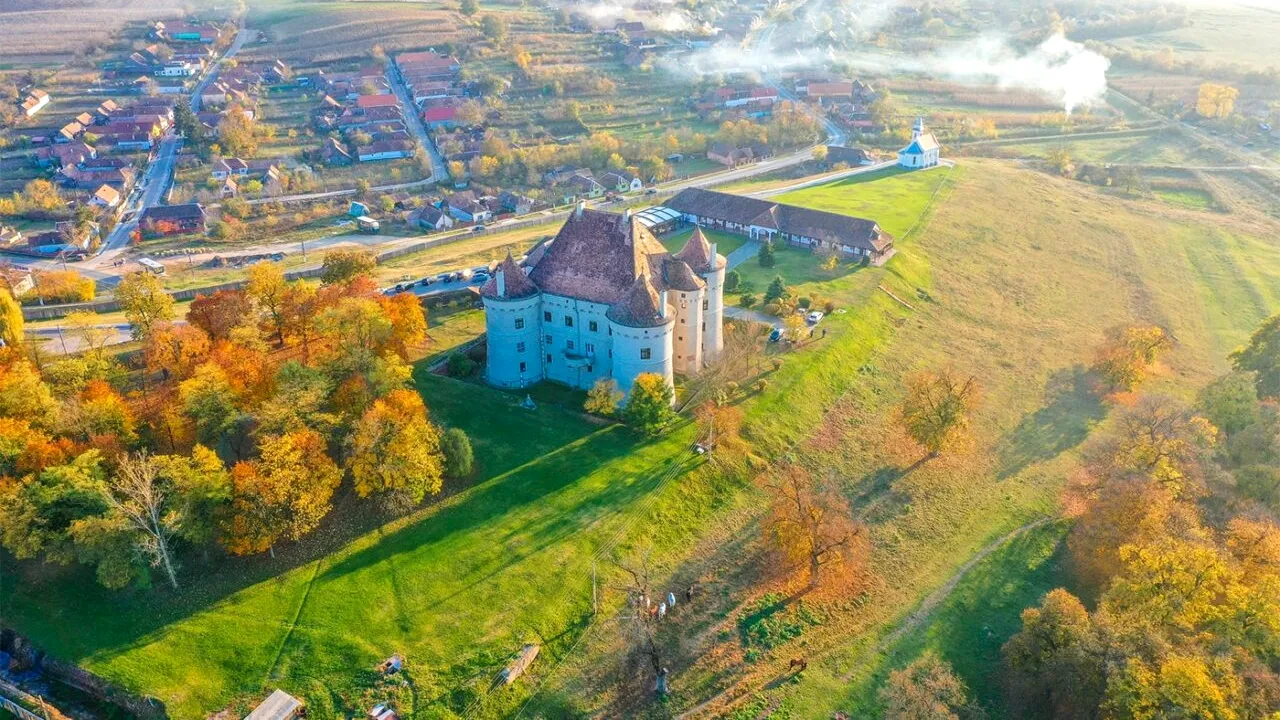 Perla turistică din România de care puțini știu. Este un loc de BASM cu peisaj idilic ca în Franța