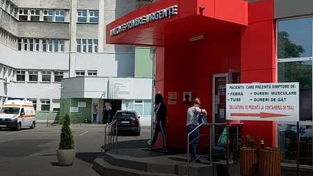 VIDEO | Zeci de elevi de la cel mai mare liceu din Olt au ajuns la spital după ce au mâncat la cantina școlii. 14 copii sunt internați