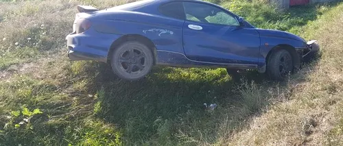 Un adolescent de 15 ani din Bistrița, care era băut și conducea o mașină neînmatriculată, a rănit două fete pe marginea drumului. Polițiștii l-au prins după ce a fugit de la fața locului 
