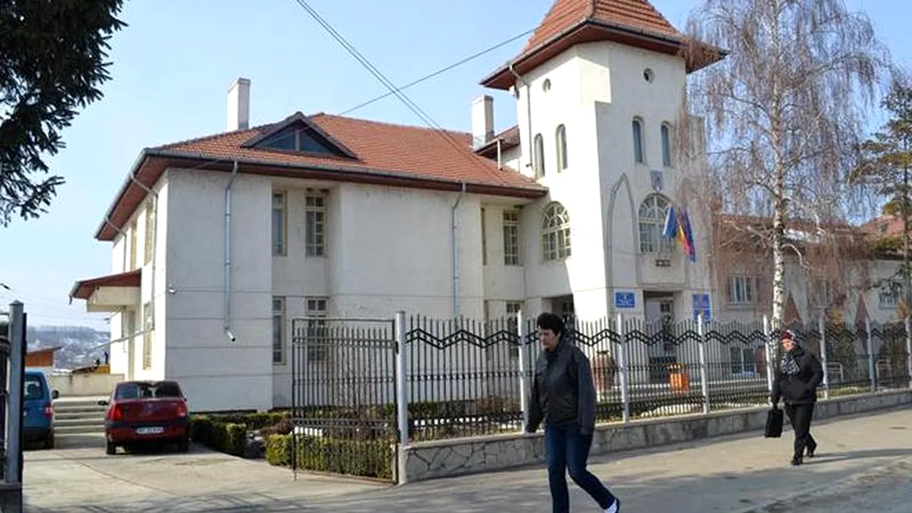 O primărie a plătit peste 500.000 de lei într-o singură zi, după ce s-a judecat ani cu o firmă de construcții
