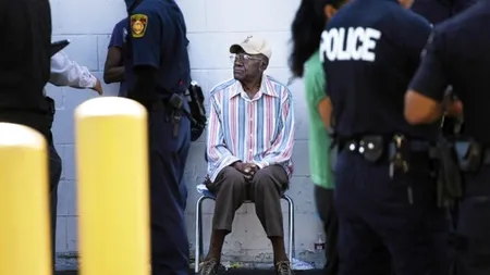 Un șofer de 100 de ani a lovit nouă copii cu mașina