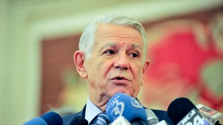 Ce a făcut Meleșcanu când Traian Băsescu l-a  întrebat dacă în Guvern sunt foști ofițeri