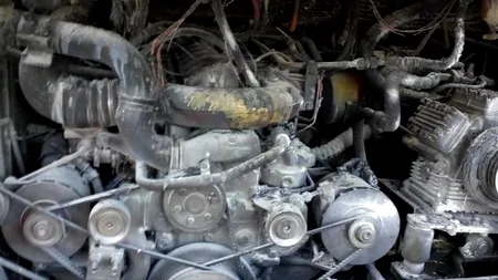 20 de persoane s-au autoevacuat dintr-un autocar cuprins de flăcări pe Autostrada Transilvania