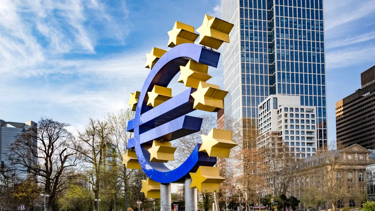 Bloomberg: Uniunea Europeană se apropie de un acord care ar facilita avansarea uniunii BANCARE
