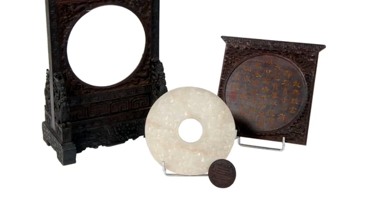 O tăbliță chinezească, vândută la licitație cu peste 1 milion de euro, în Franța