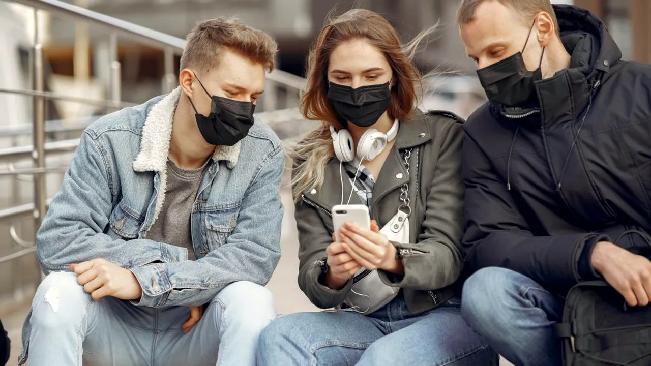 COVID-19. Măsurarea temperaturii și purtarea măștilor de protecție, măsuri obligatorii! Ce presupune triajul epidemiologic- DOCUMENT